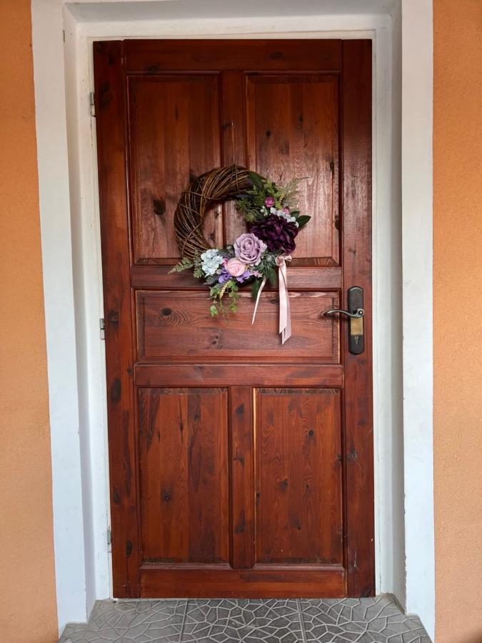 Apartman Elen - 6 Luzek, 86 M2 Decin Dış mekan fotoğraf